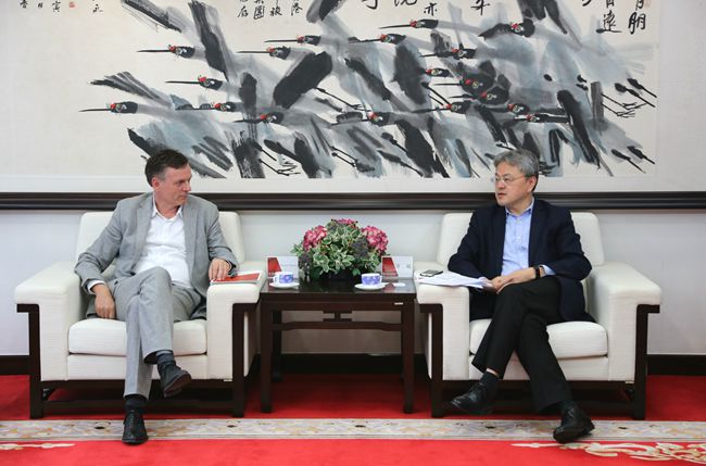 萬敏董事長會見嘉年華集團(tuán)亞洲首席執(zhí)行官M(fèi)ichael Thamm一行（圖）