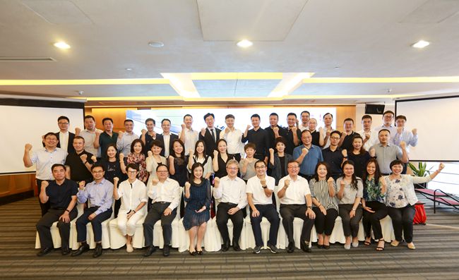 集團(tuán)“悟領(lǐng)導(dǎo)之道，練變革之力”實戰(zhàn)訓(xùn)練營首期班圓滿結(jié)業(yè)（圖）