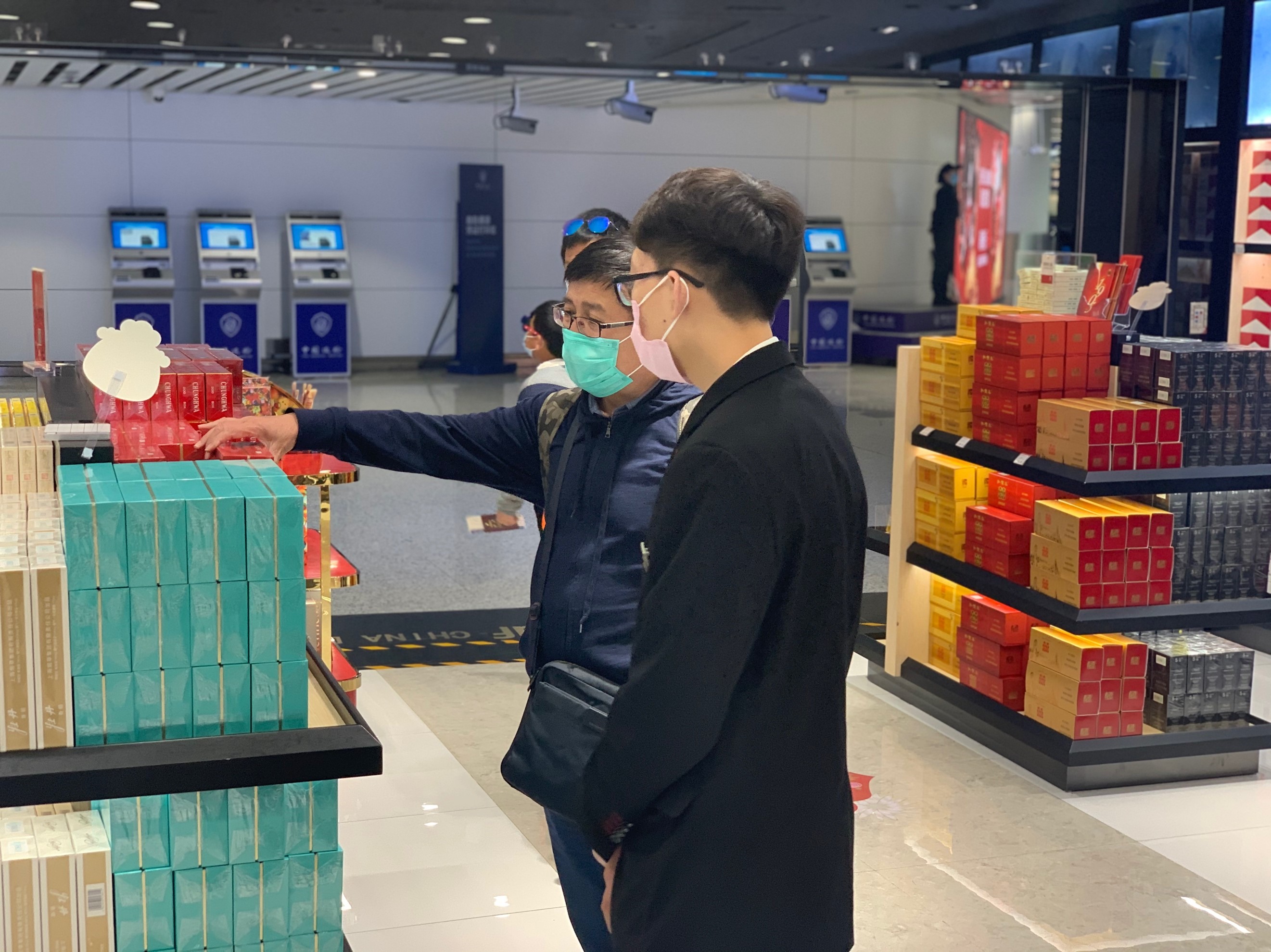 【中國免稅人在行動?黨員先鋒篇】之二： 不忘初心，凝心聚力——中免黨員抗擊疫情，發(fā)揮黨員先鋒模范作用