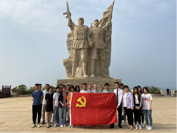碧海丹心，邁向勝利的起點(diǎn)-美蘭免稅走進(jìn)海南解放公園開展黨史學(xué)習(xí)教育活動(dòng)